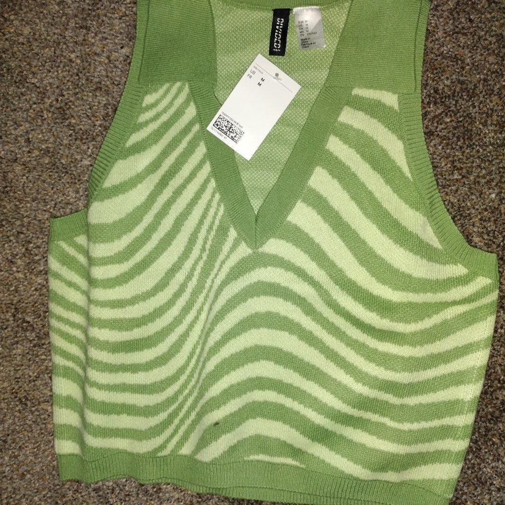 selling h&m clothes from dresses to tops and shorts and pants and a few more th